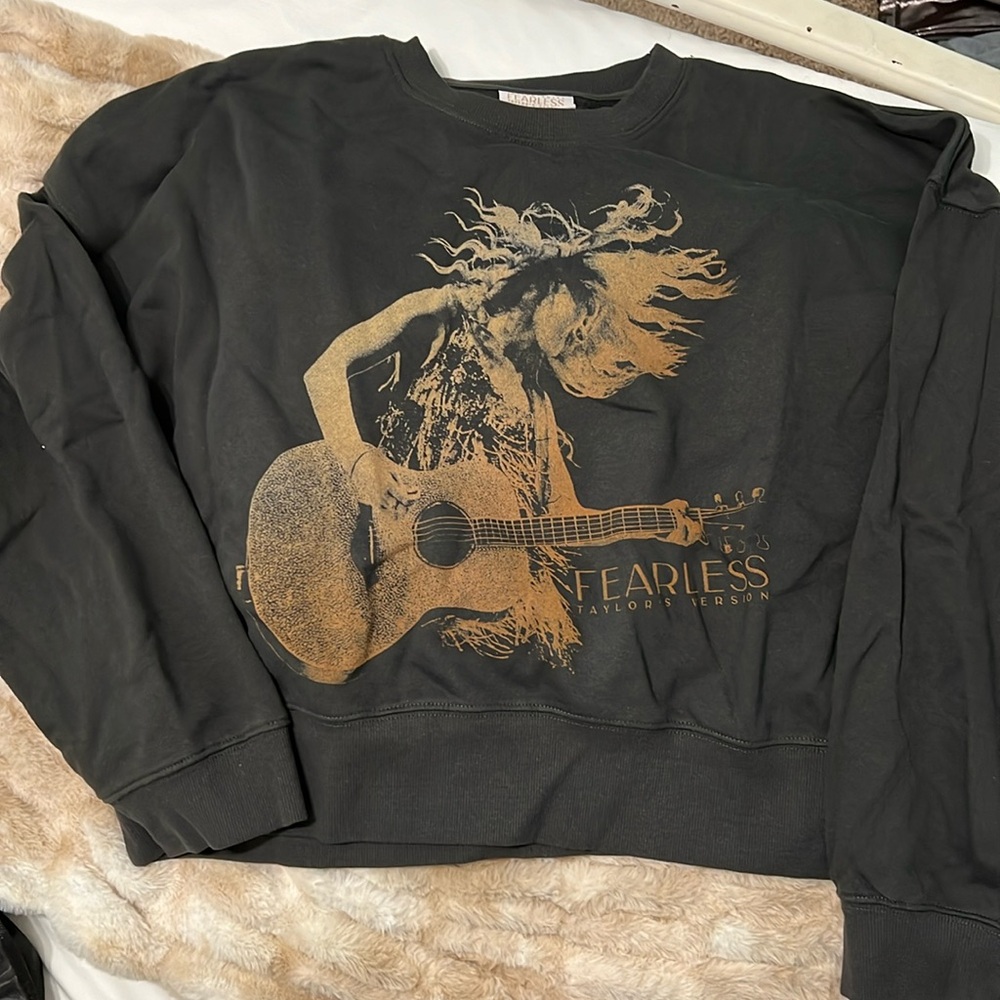 Taylor Swift Fearless Pullover